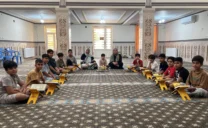 مراسم ختم جزء سی محمدعزیز خادمی موسسه فرهنگی قرآنی شیخ عبدالرزاق ابونجمی تابستان ۱۴۰۵
